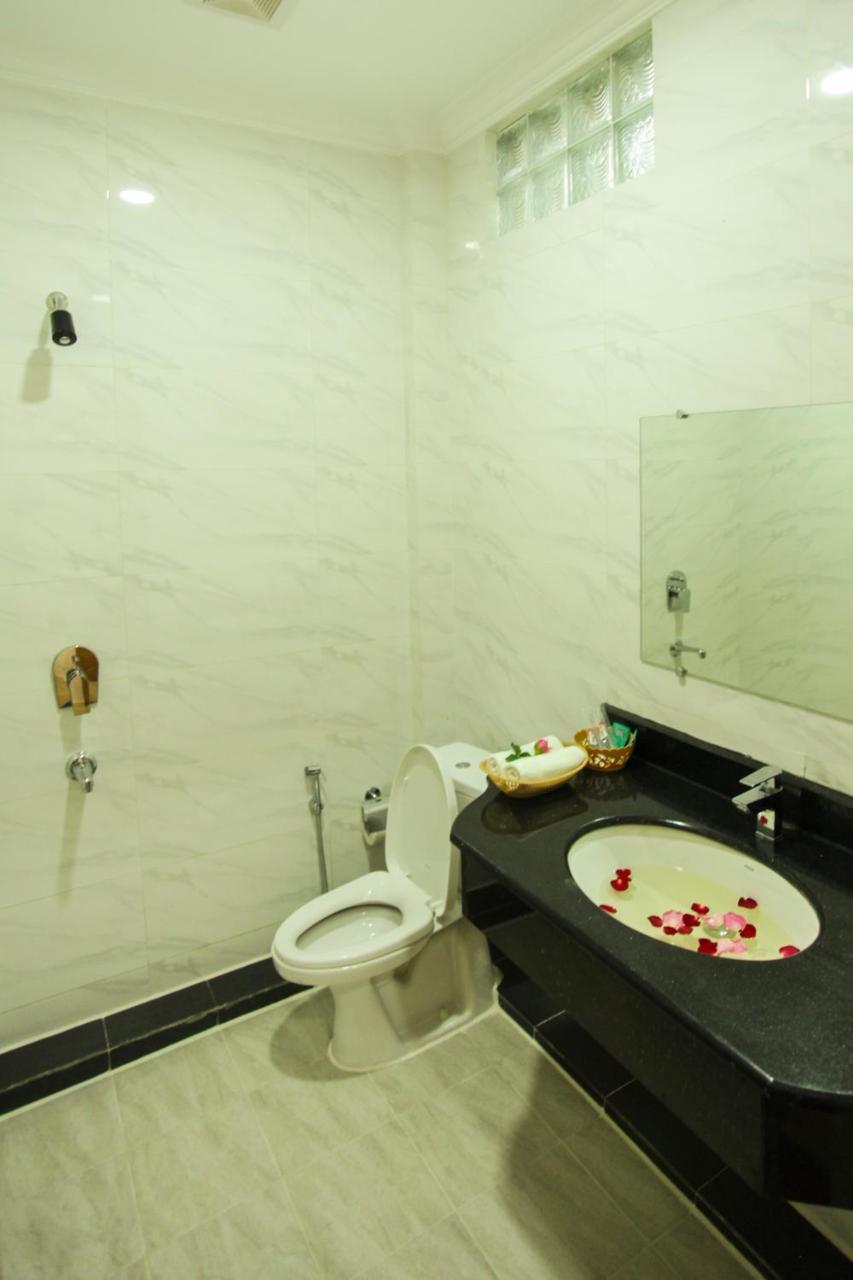 Five One Star Hotel Nyaung Shwe Eksteriør bilde