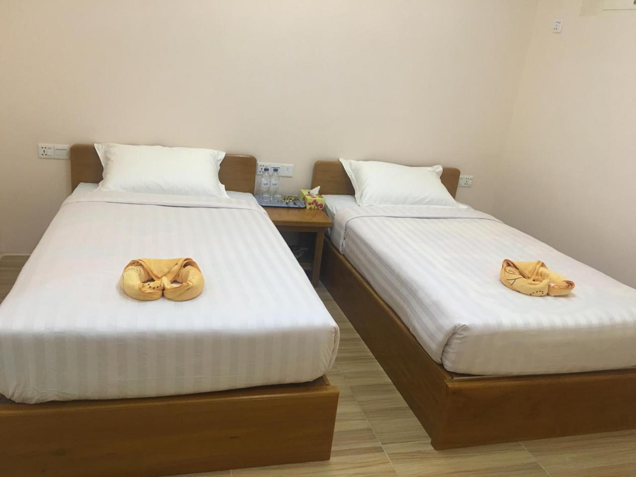 Five One Star Hotel Nyaung Shwe Eksteriør bilde