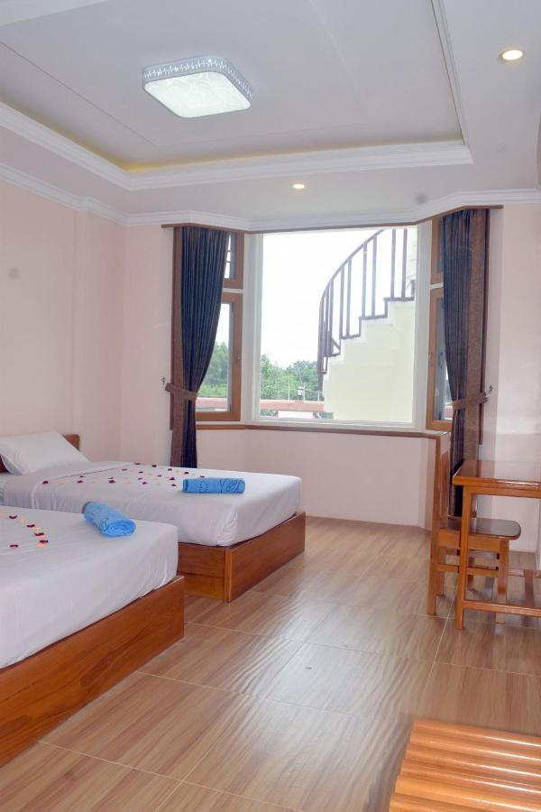 Five One Star Hotel Nyaung Shwe Eksteriør bilde